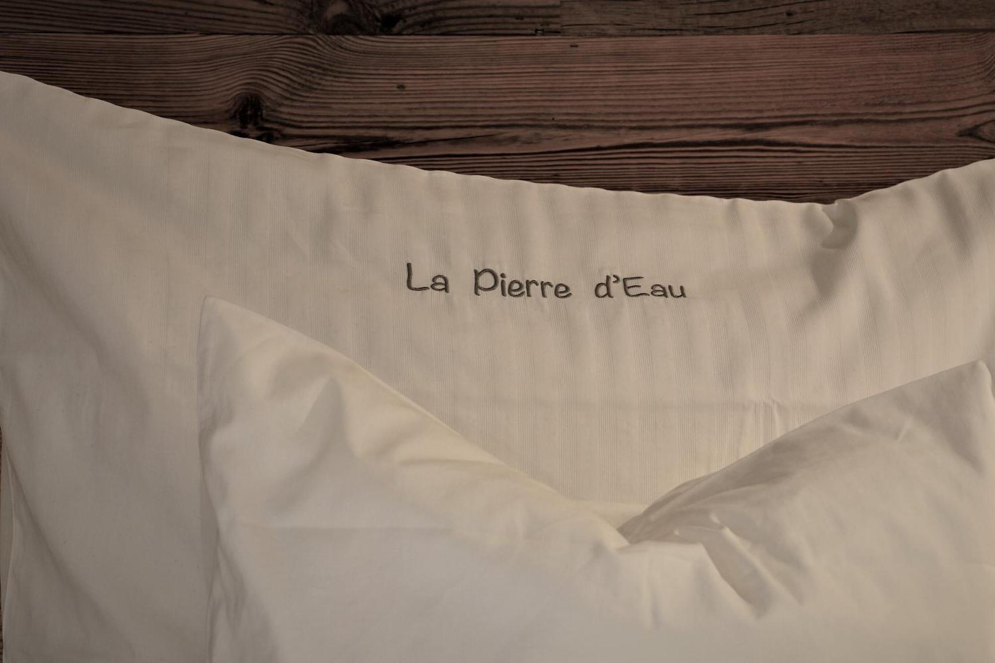 La Pierre D'Eau Hotel Fréland Szoba fotó